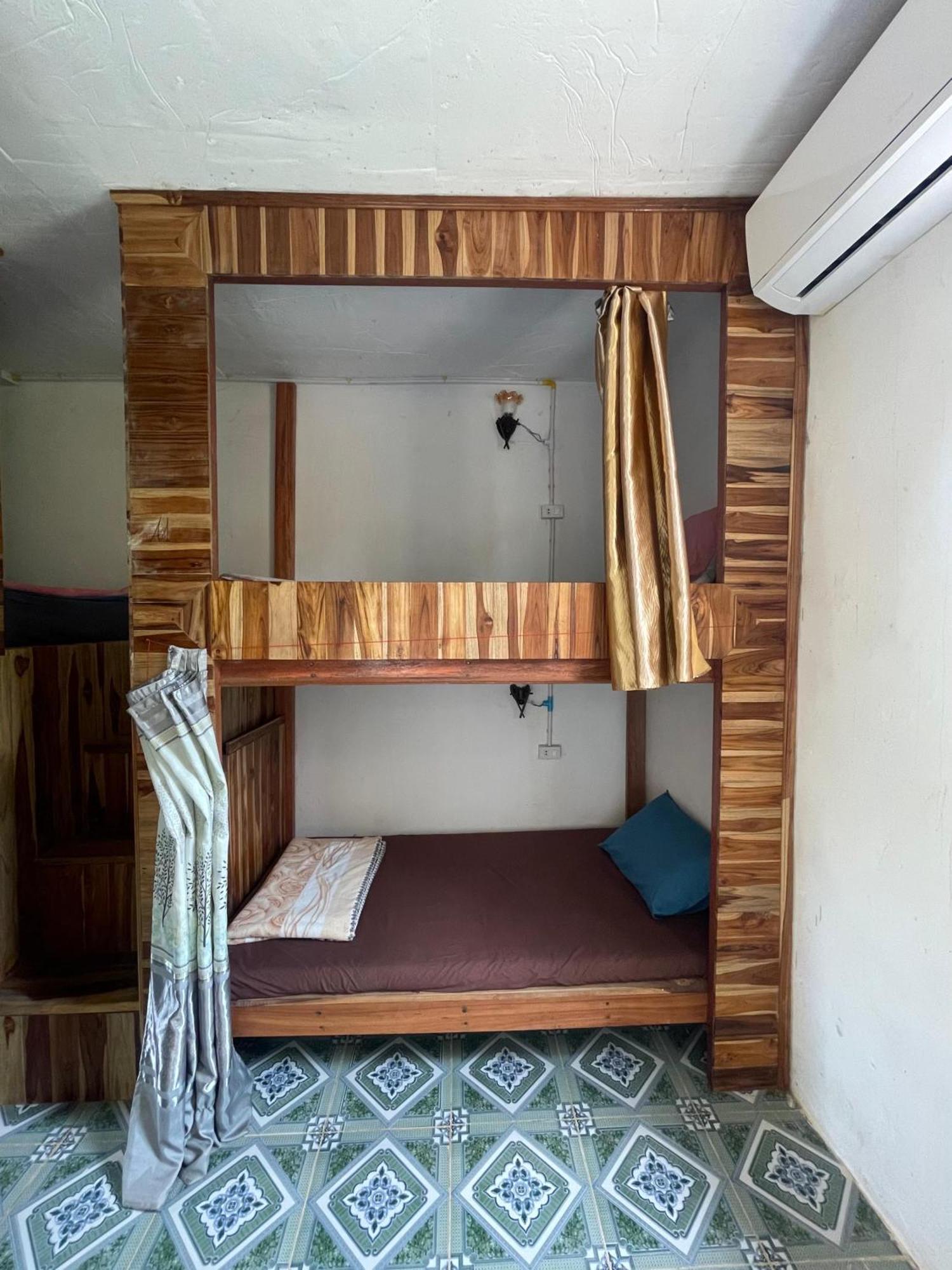 Eco Farm Stay And Hostel Nong Khiaw Exterior photo