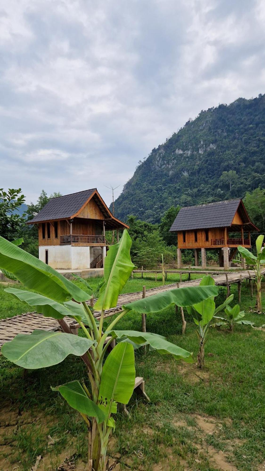 Eco Farm Stay And Hostel Nong Khiaw Exterior photo
