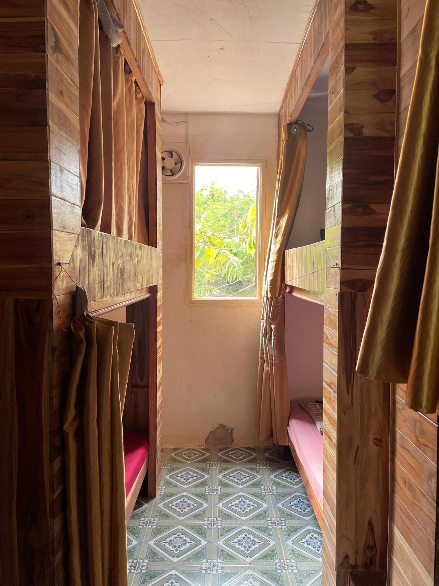 Eco Farm Stay And Hostel Nong Khiaw Exterior photo