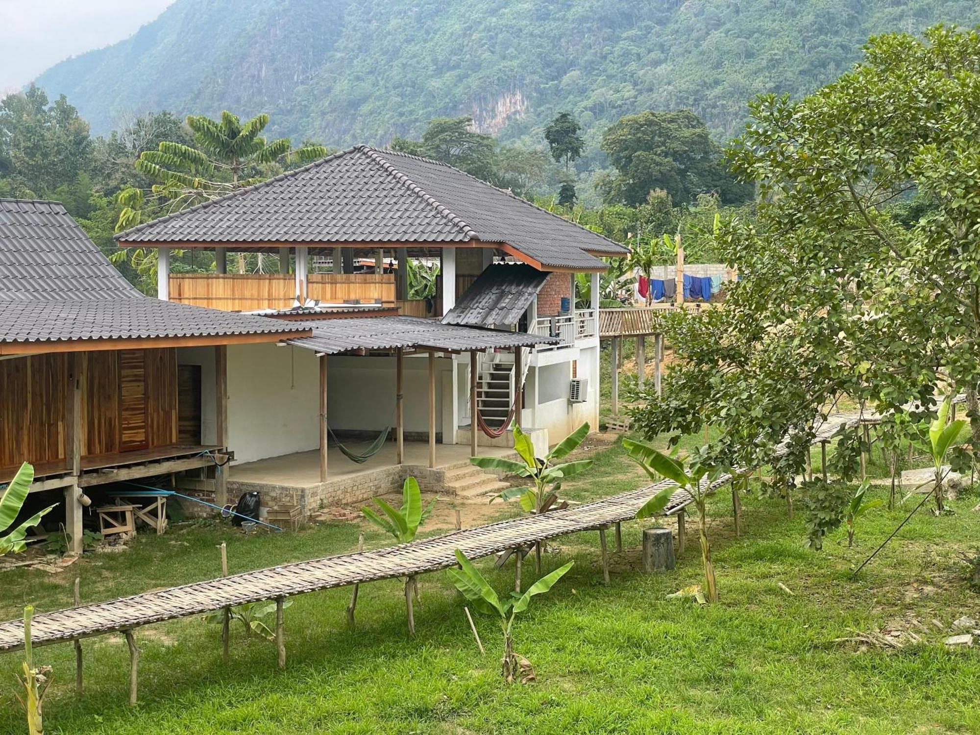 Eco Farm Stay And Hostel Nong Khiaw Exterior photo