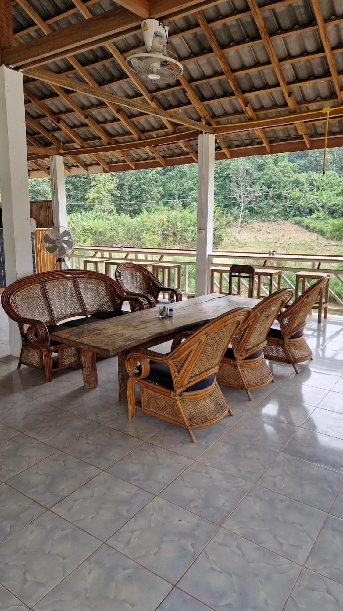 Eco Farm Stay And Hostel Nong Khiaw Exterior photo