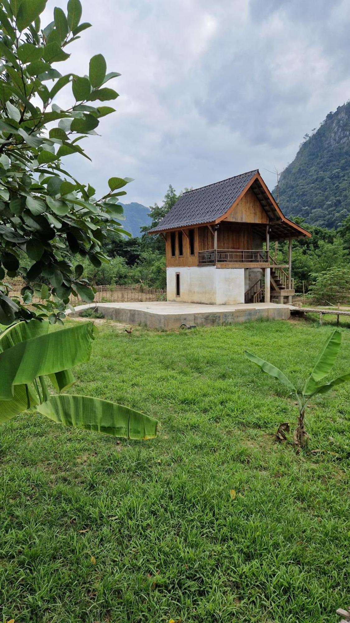Eco Farm Stay And Hostel Nong Khiaw Exterior photo