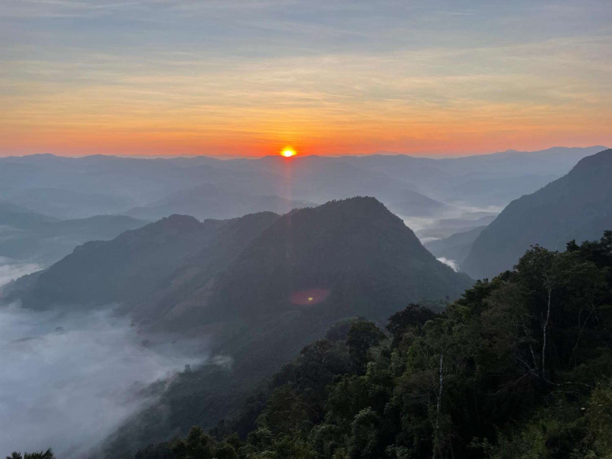 Eco Farm Stay And Hostel Nong Khiaw Exterior photo